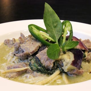(L) GF Green Curry