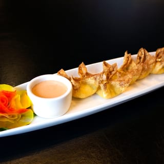 CRAB & CREAM CHEESE CRISPS