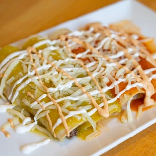 (L) Enchiladas Mexicanas