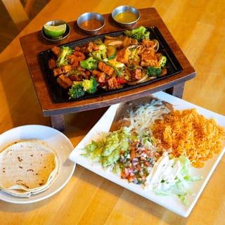 (L) Fajitas Tofu